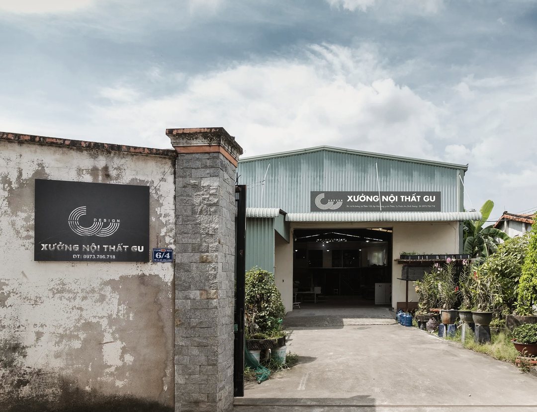 Cổng xưởng nội thất GU tại Lái Thiêu